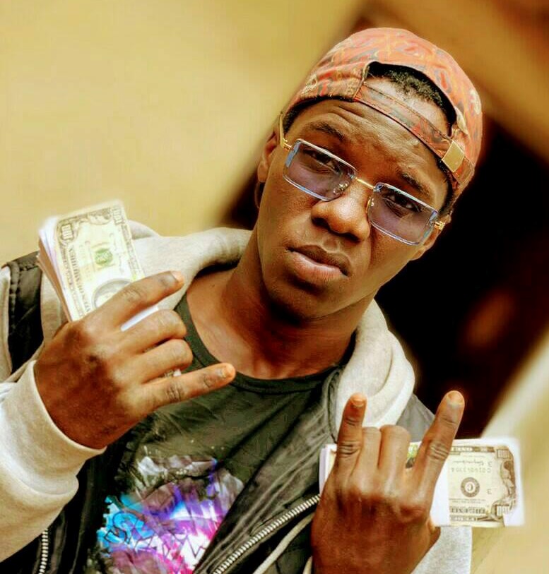 Frank Lion ft.Onesien Logic,